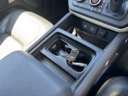 Land Rover Defender 3.0 FIRST EDITION MHEV 43