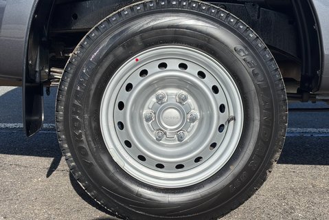 Isuzu D-Max Utility Single Cab 4x4 Pickup 29