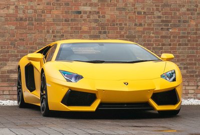 Lamborghini Aventador LP700-4