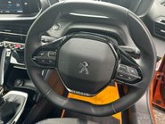 Peugeot 2008 1.2 PURETECH S/S ALLURE PREMIUM 5 Dr 11