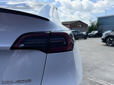Tesla Model Y (Dual Motor) Performance SUV 5dr Electric Auto 4WDE (426 bhp) 19