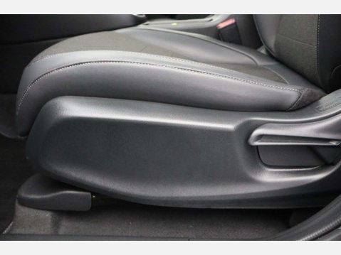 Honda HR-V 1.5 HR-V Advance i-MMD CVT 5dr 38