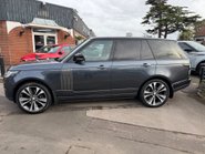 Land Rover Range Rover 5.0 P565 V8 SV Autobiography Dynamic SUV 5dr Petrol Auto 4WD Euro 6 560BHP 9