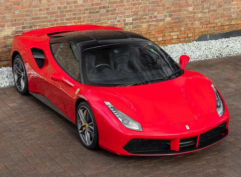 Ferrari 488 GTB 8