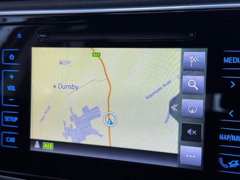 Toyota Auris 1.2 VVT-i Excel Touring Sports CVT Euro 6 (s/s) 5dr (Safety Sense) 16