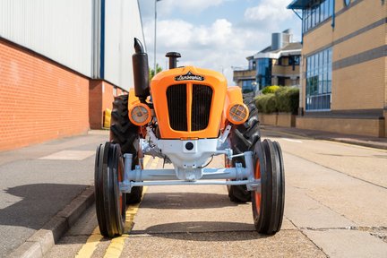 Lamborghini 2R Tractor 4