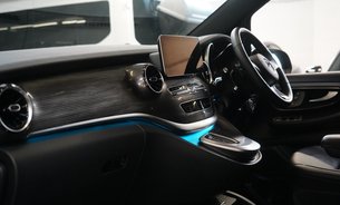 Mercedes-Benz Eqv 300 SPORT PREMIUM 7 Seats Full MB Service history Adaptive Cruise 360 Cam  29