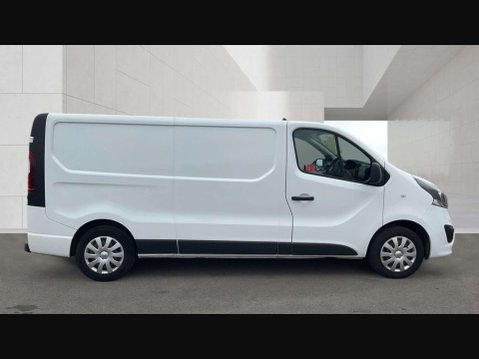 Vauxhall Vivaro 1.6 Vivaro 2900 Sportive CDTi 11