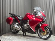 Honda VFR1200F VFR 1200 2014 ONLY 26K LUGGAGE NEW MOT WARRANTY TOURER 2