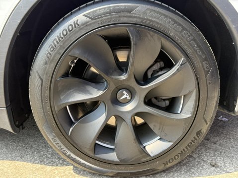 Tesla Model Y (Dual Motor) Long Range SUV 5dr Electric Auto 4WDE (384 bhp) 13