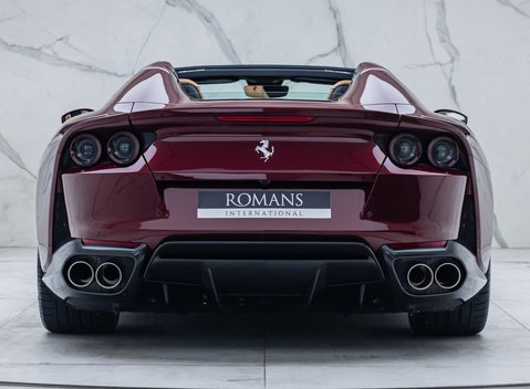 Ferrari 812 GTS 8