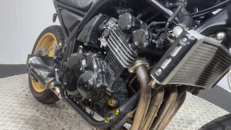 Yamaha FZS FAZER 1999 CUSTOM BUILD PROJECT BIKE 600CC SCRAMBLER 29