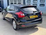 Ford Focus 1.6 TDCi Titanium Euro 5 (s/s) 5dr 5