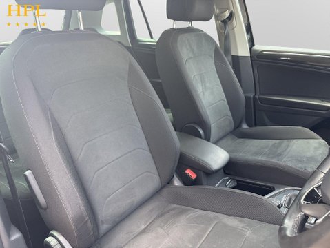 Volkswagen Tiguan 2.0 TDI Elegance SUV 5dr Diesel DSG 4Motion Euro 6 (s/s) (150 ps) 11