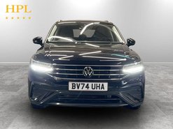 Volkswagen Tiguan Allspace 1.5 TSI Life SUV 5dr Petrol DSG Euro 6 (s/s) (150 ps) One Owner