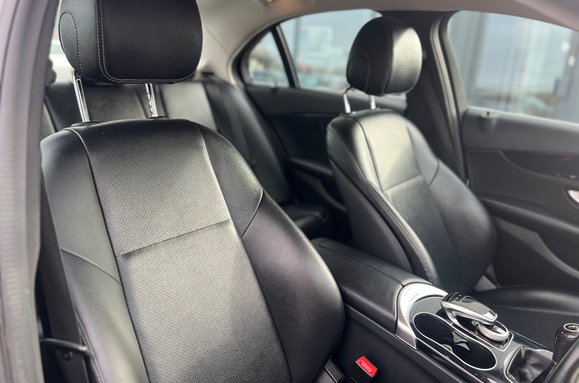 Mercedes-Benz C Class C200 SE PETROL 4 Door 15