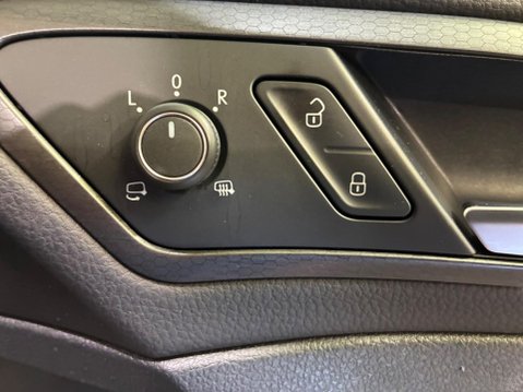 Volkswagen Golf 2.0 TSI GTI Euro 6 (s/s) 5dr 35