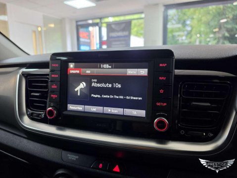 Kia Stonic 1.0 T-GDi 4 Euro 6 (s/s) 5dr 35