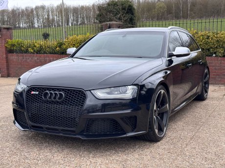 Audi RS4 4.2 RS 4 FSI Quattro Auto 4WD 5dr 10