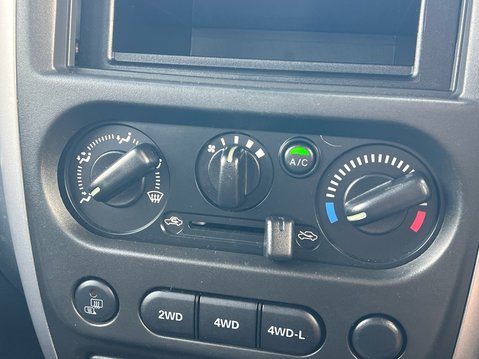 Suzuki Jimny SZ4 25