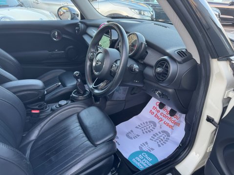 Mini Hatch 1.5 Cooper Euro 6 (s/s) 3dr 34
