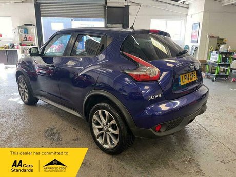 Nissan Juke 1.6 Tekna XTRON Euro 5 5dr 4