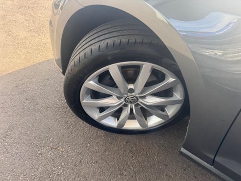Volkswagen Golf 1.5 TSI EVO GT Euro 6 (s/s) 5dr 17