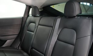 Tesla Model Y  Performance Enhanced Autopilot Auto Park & Summon Solid Black 1 Owner 18