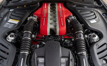 Ferrari GTC4 Lusso 30