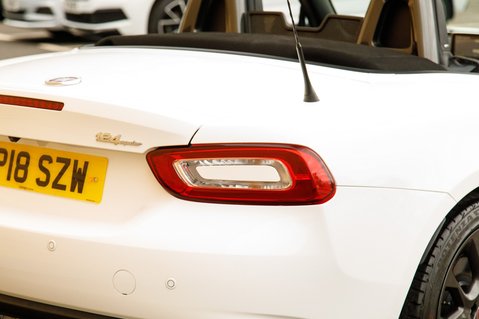 Fiat 124 Spider 1.4 Multiair S-DESIGN 9