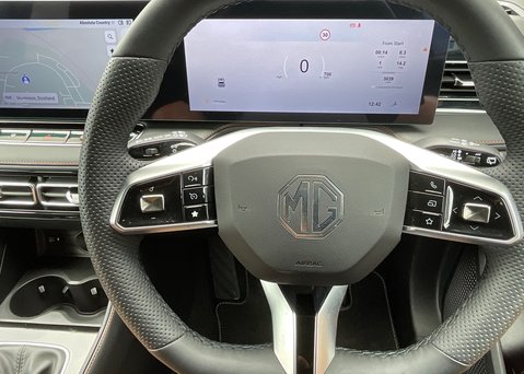 MG HS 1.5 T-GDI TROPHY 22