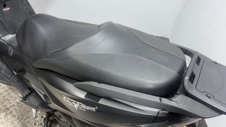 Direct Bikes Daytona 125 VENOM 2024 23K RUNNING MAXI SCOOTER PROJECT BIKE 125CC 8