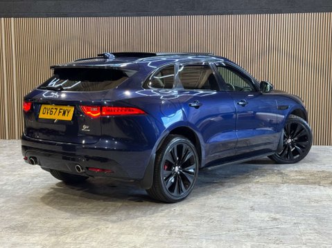 Jaguar F-Pace 3.0 F-PACE V6 S AWD D Auto 4WD 5dr 23