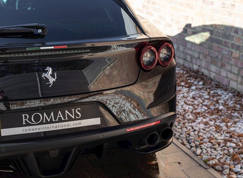 Ferrari GTC4 Lusso 24