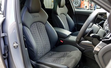 Audi RS6 Avant Performance 15