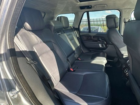 Land Rover Range Rover 4.4 Range Rover Autobiography SDV8 Auto 4WD 5dr 14