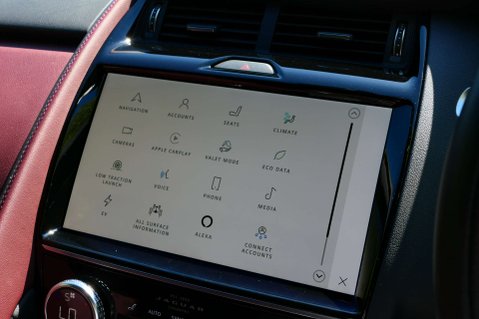 Jaguar E-Pace 1.5 E-PACE R-Dynamic SE PHEV AWD Auto 4WD 5dr 37