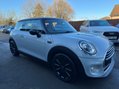 Mini Hatch 1.5 Cooper Euro 6 (s/s) 3dr 17