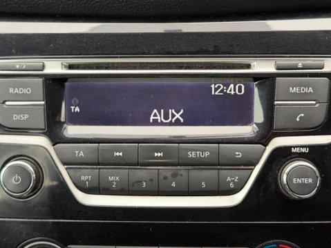 Nissan Qashqai 1.5 dCi Visia 2WD Euro 5 (s/s) 5dr 10