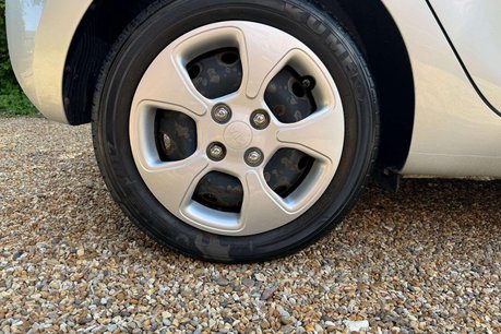 Kia Picanto 1.0 1 Air Hatchback 5dr Petrol Manual Euro 6 (65 bhp) 44