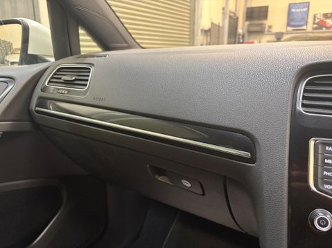 Volkswagen Golf 2.0 TSI BlueMotion Tech GTI DSG Euro 6 (s/s) 5dr 25