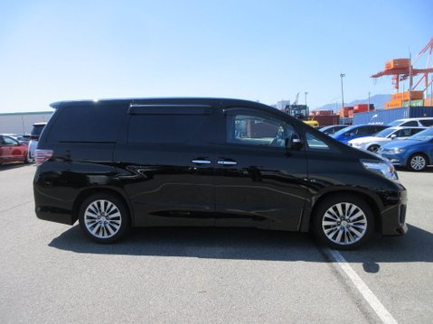 Toyota Alphard 2.4 240S TYPE GOLD + 7 Seats 5