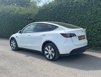 Tesla Model Y (Dual Motor) Long Range SUV 5dr Electric Auto 4WDE (384 bhp) 7