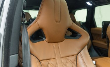 Land Rover Range Rover Sport 5.0 SVR URBAN 11