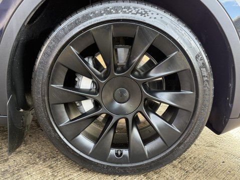 Tesla Model Y (Dual Motor) Long Range SUV 5dr Electric Auto 4WDE (384 bhp) 13