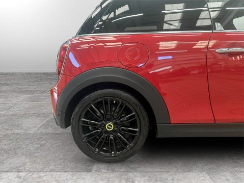 Mini Hatch Cooper SE 32.6kWh Level 3 Hatchback 3dr Electric Auto (184 ps) 10