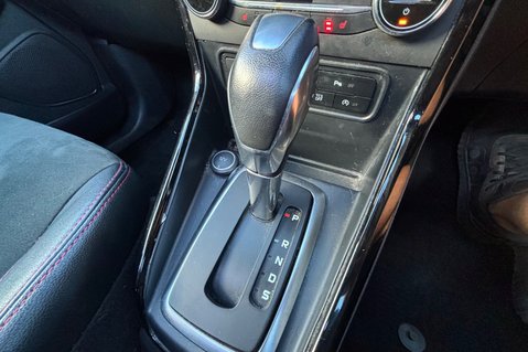 Ford Ecosport ST-LINE.. AUTO.. 5 SERVICES.. E/SUNROOF..H/SEATS & STEERING WHEEL.APPLEPLAY 7