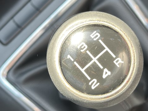 MG ZS 1.5 VTi - TECH Exclusive 19