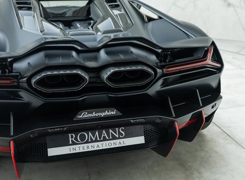 Lamborghini Revuelto 34