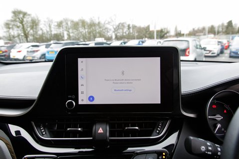 Toyota C-HR DESIGN 24